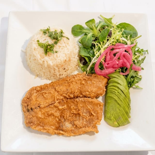Pescado Empanizado (Breaded Fish).