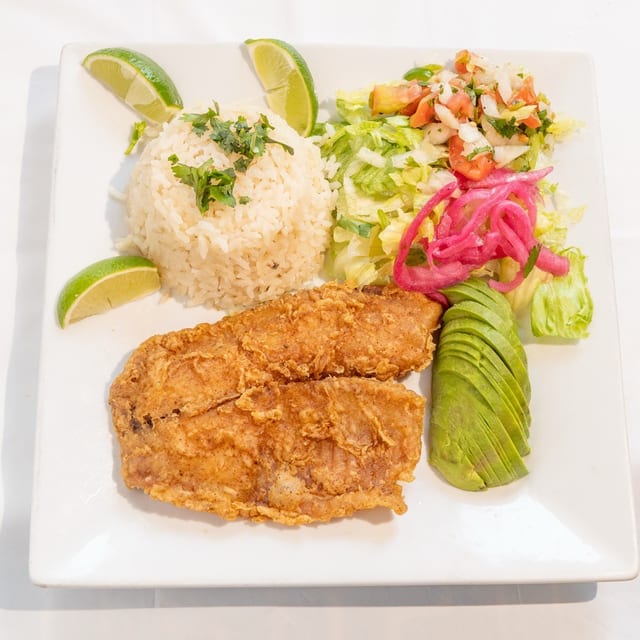 Pescado Empanizado (Breaded Fish).