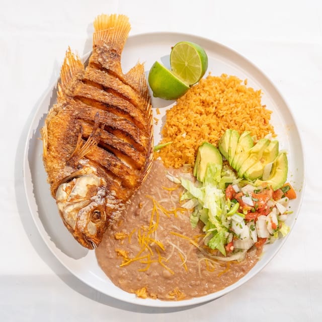 Mojarra Frita (Fried Fish).