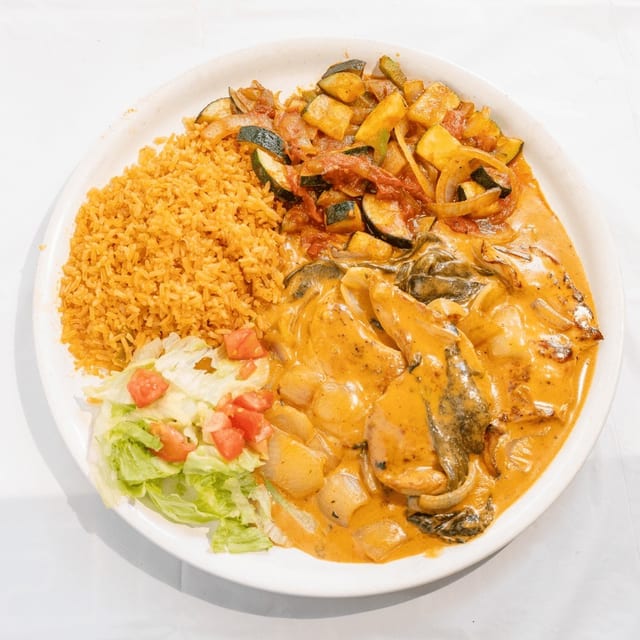 Pollo Poblano (Poblano Chicken).