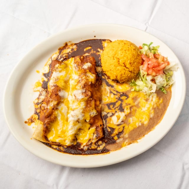 Enchiladas de Mole (Mole Sauce Enchiladas).