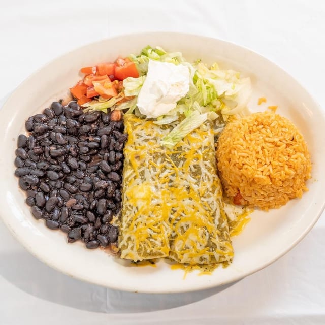Enchiladas de Espinacas (Spinach Enchiladas).